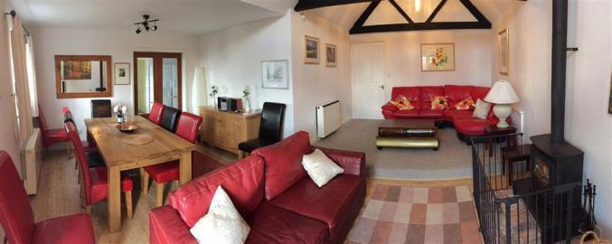 Criddlestyle Cottage is located in Fordingbridge