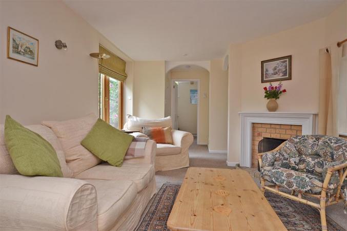 Salterns Cottage is located in Lymington